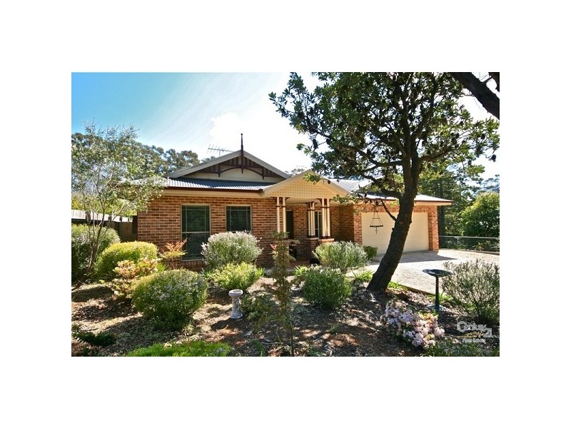 12 Lawson View Pde, Wentworth Falls NSW 2782