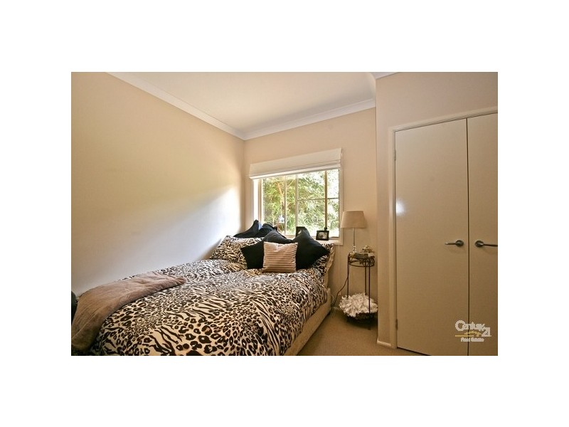 12 Lawson View Pde, Wentworth Falls NSW 2782