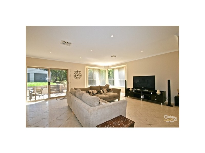 12 Lawson View Pde, Wentworth Falls NSW 2782