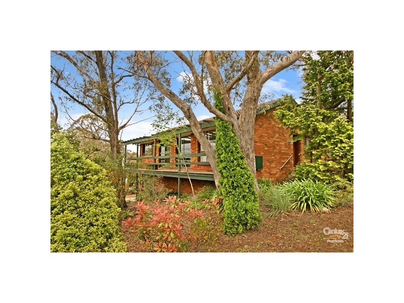 54 Yanko Ave, Wentworth Falls NSW 2782