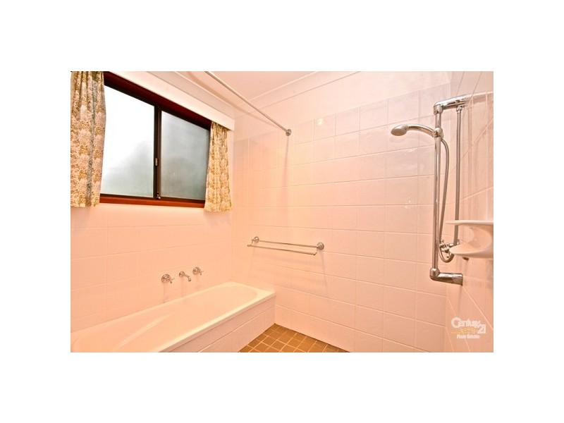 54 Yanko Ave, Wentworth Falls NSW 2782