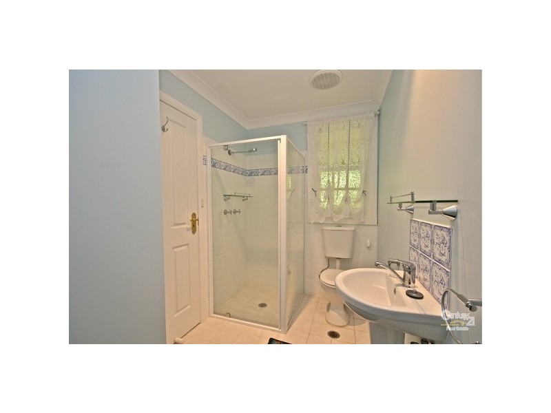 9 Queen Elizabeth Drive, Wentworth Falls NSW 2782