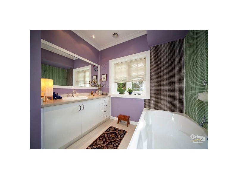 171 Blaxland Rd, Wentworth Falls NSW 2782