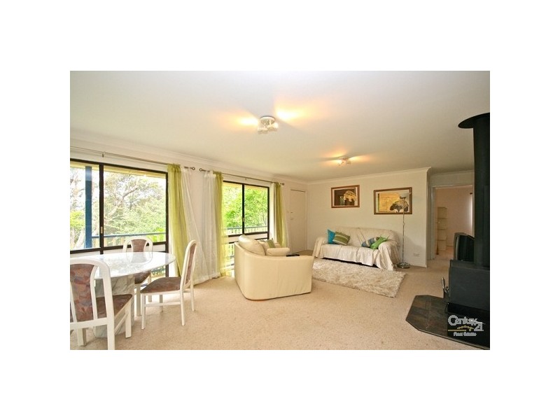 30 Tarella Road, Wentworth Falls NSW 2782