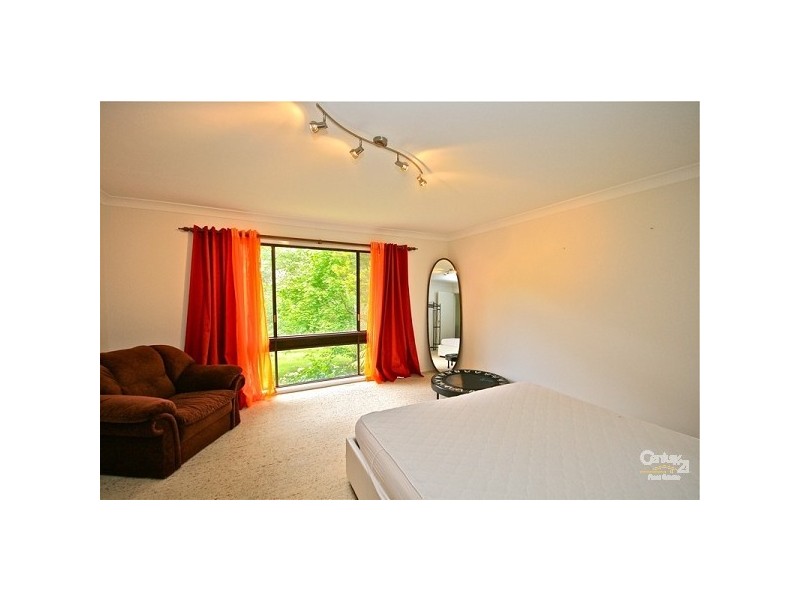 30 Tarella Road, Wentworth Falls NSW 2782