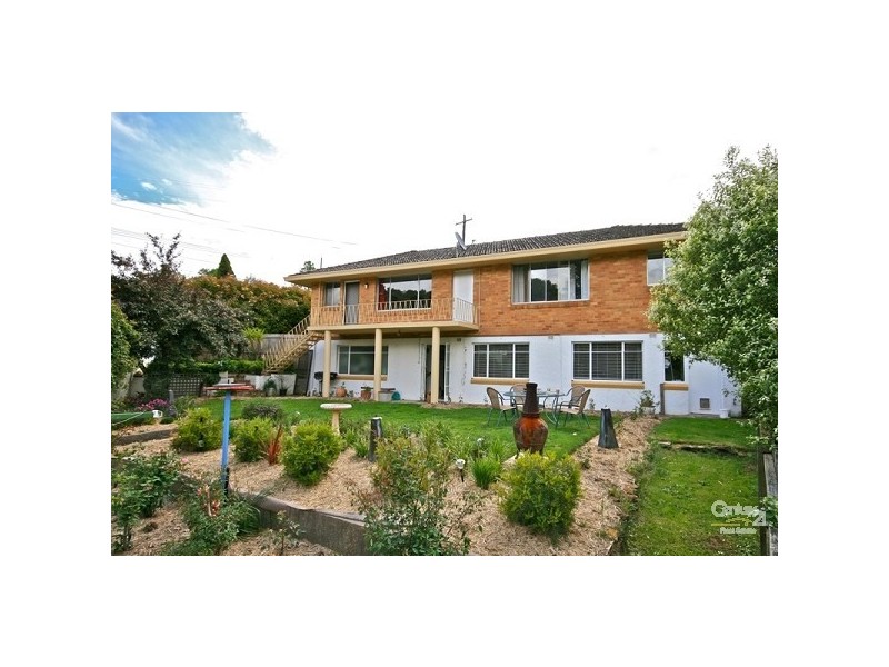 60 Taylor Avenue, Wentworth Falls NSW 2782