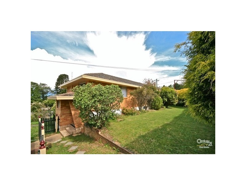 60 Taylor Avenue, Wentworth Falls NSW 2782