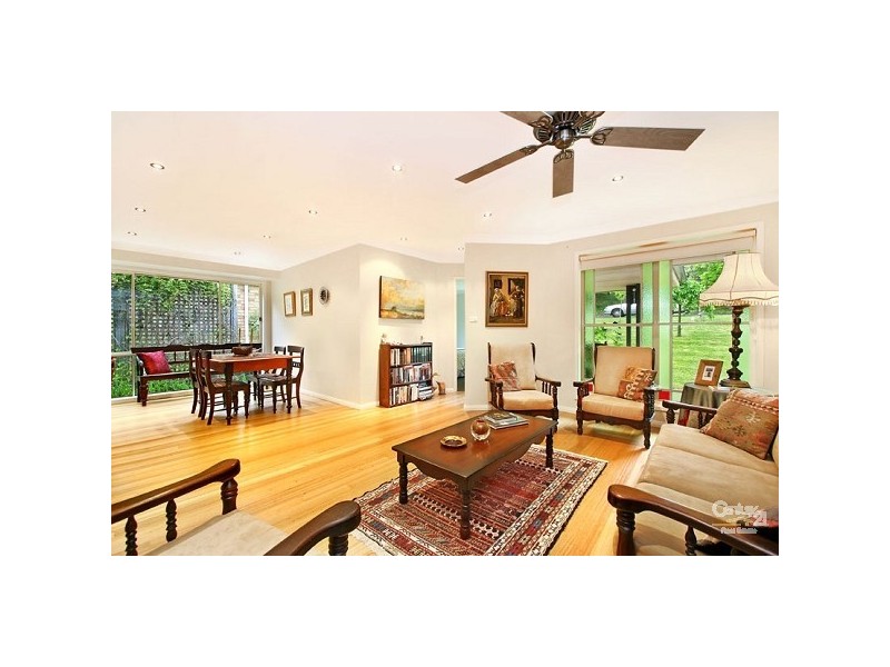 18 Erica Road, Wentworth Falls NSW 2782