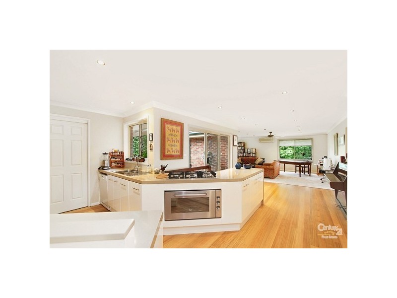 18 Erica Road, Wentworth Falls NSW 2782