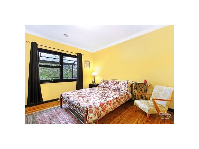 24 Fourth Avenue, Katoomba NSW 2780