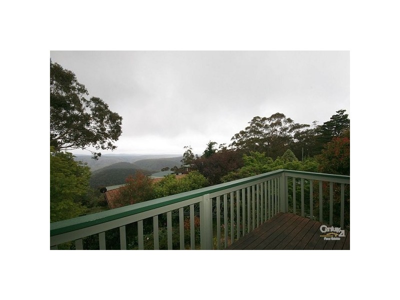 26 Claines Crescent, Wentworth Falls NSW 2782