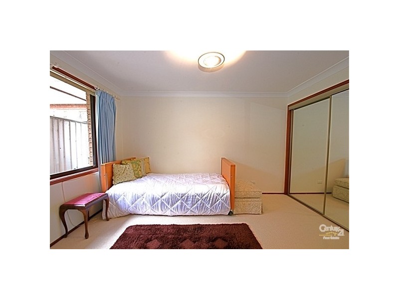 42 Shortland St, Wentworth Falls NSW 2782