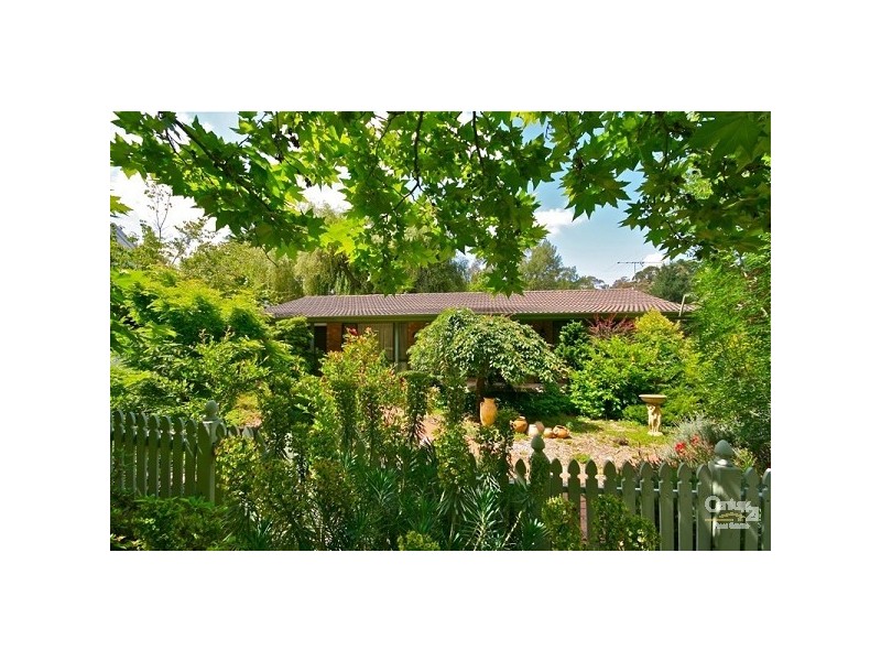 17 Sinclair Crescent, Wentworth Falls NSW 2782