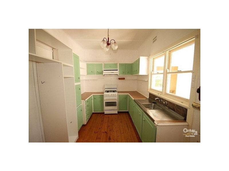 90 Falls Road, Wentworth Falls NSW 2782