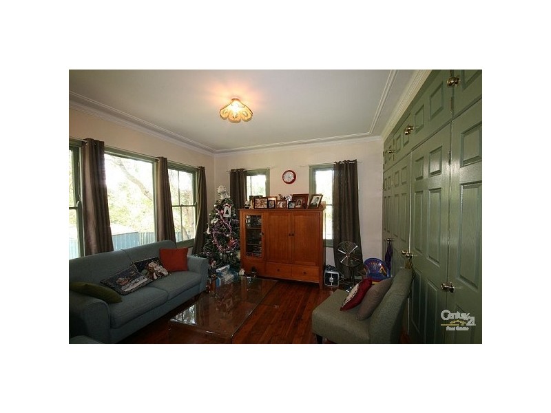 10 Cox Avenue, Wentworth Falls NSW 2782