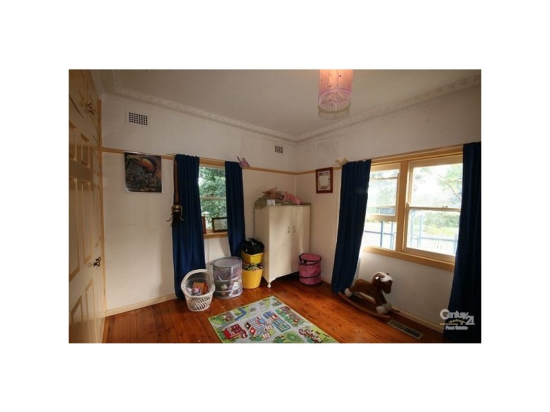 10 Cox Avenue, Wentworth Falls NSW 2782
