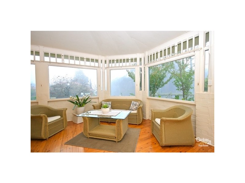 12 Kurrawan St, Katoomba NSW 2780