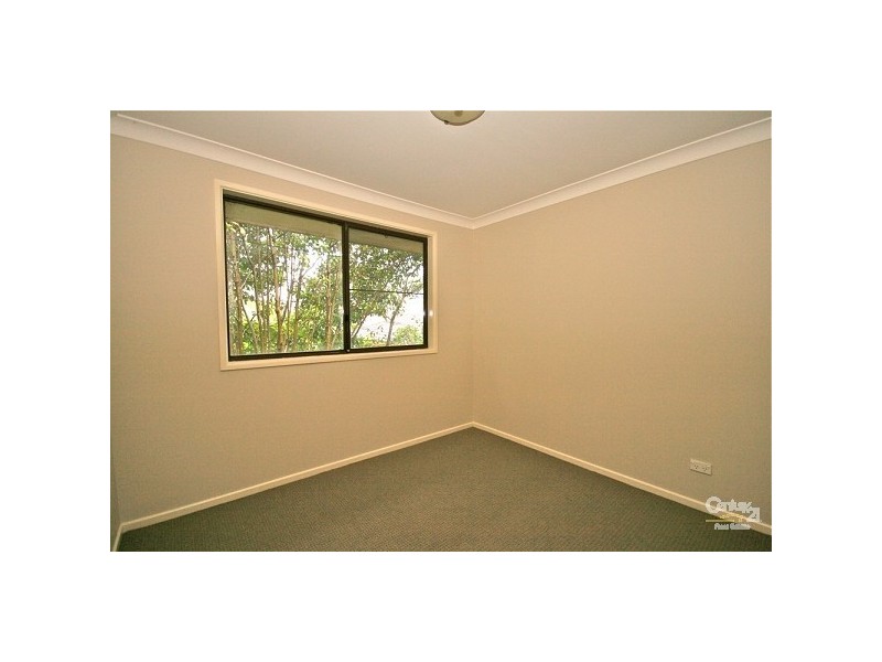 3 St Georges Pde, Wentworth Falls NSW 2782