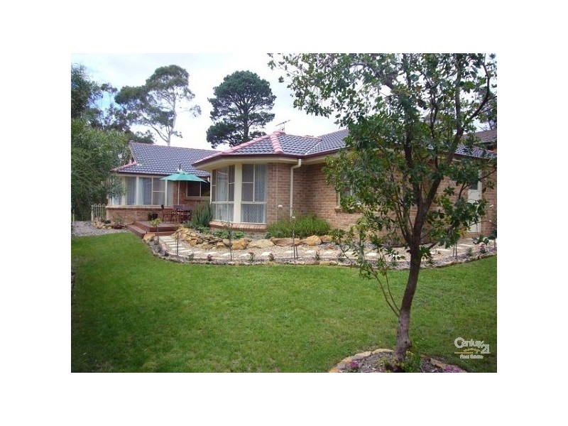 11 Wilson St, Wentworth Falls NSW 2782