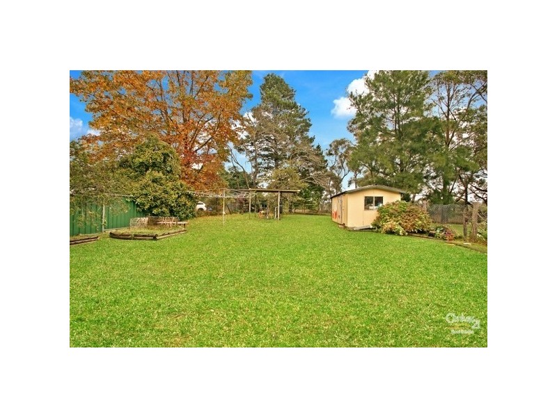 7 Mitchell St, Wentworth Falls NSW 2782