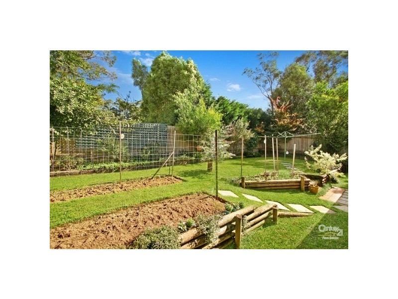 20 Hill Street, Wentworth Falls NSW 2782