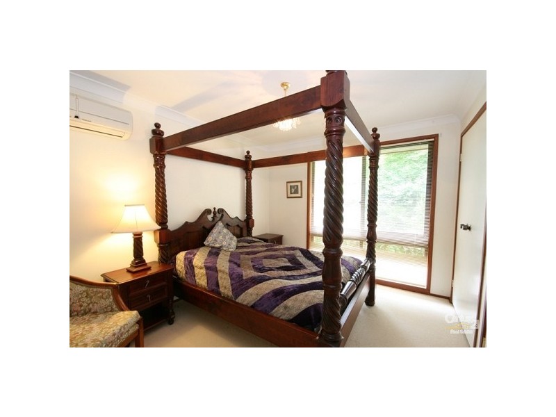 42 Shortland St, Wentworth Falls NSW 2782