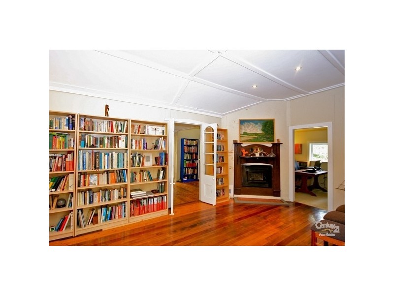 14 Walmer Crescent, Wentworth Falls NSW 2782