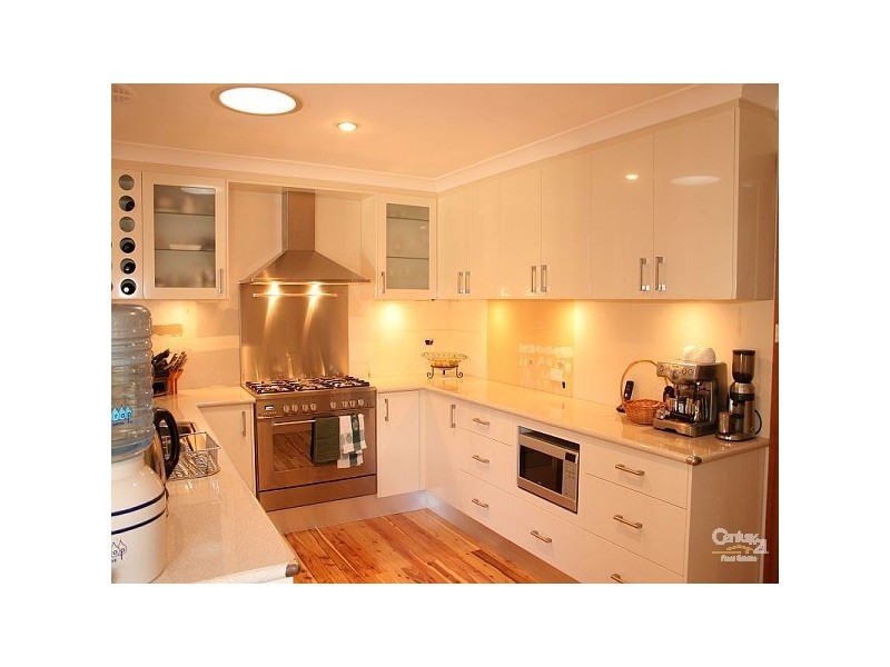 14 Cook Road, Wentworth Falls NSW 2782