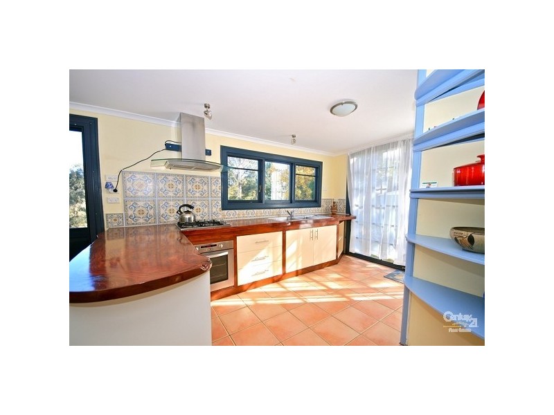 12 Blaxland Road, Wentworth Falls NSW 2782