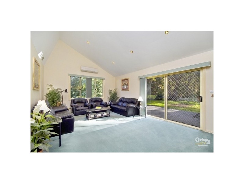 2a Anderson Ave, Bullaburra NSW 2784