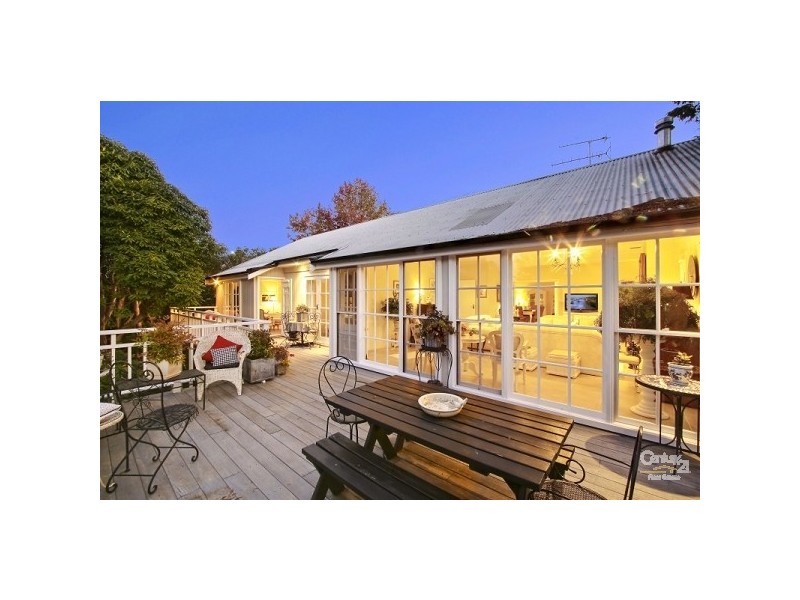 5 Myoori Avenue, Wentworth Falls NSW 2782