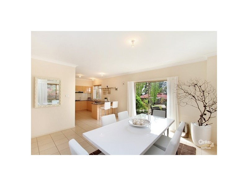 6 Pritchard St, Wentworth Falls NSW 2782