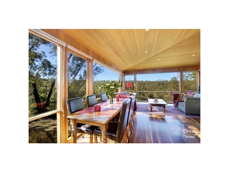 15 Vale St, Leura NSW 2780