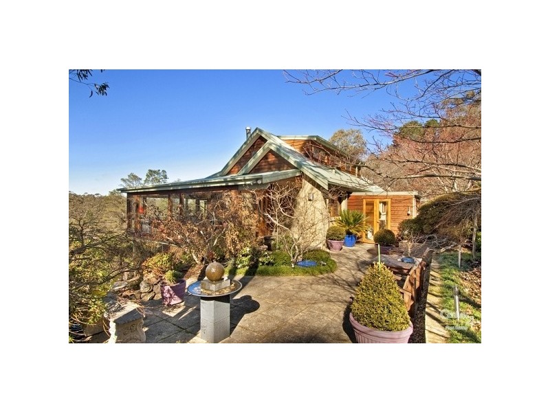 15 Vale St, Leura NSW 2780