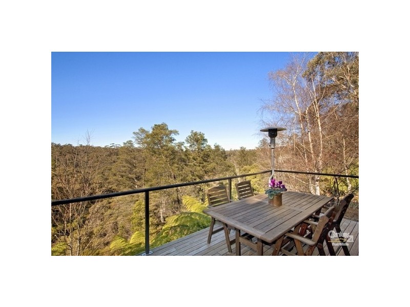 15 Vale St, Leura NSW 2780