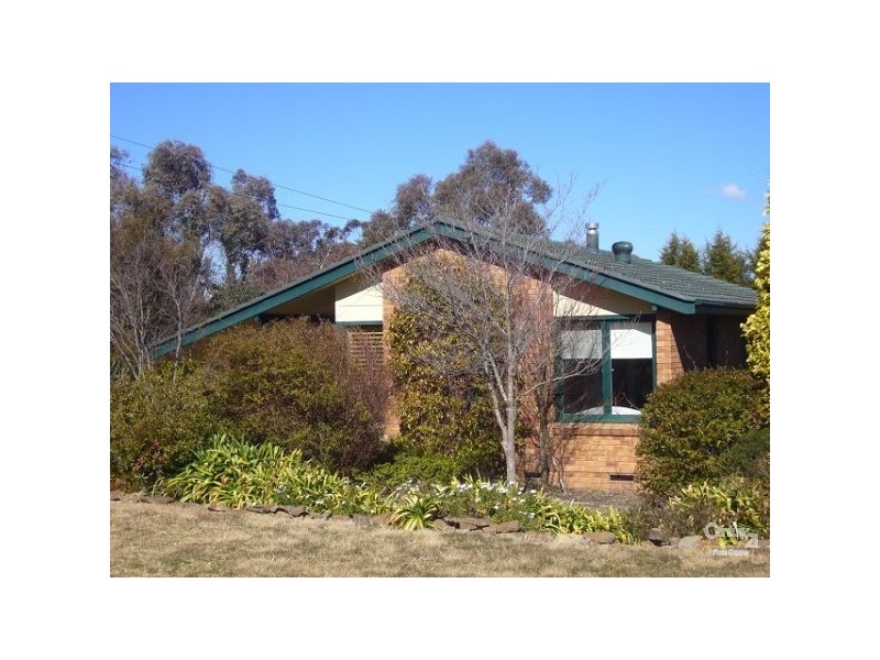 20 Cook Road, Wentworth Falls NSW 2782