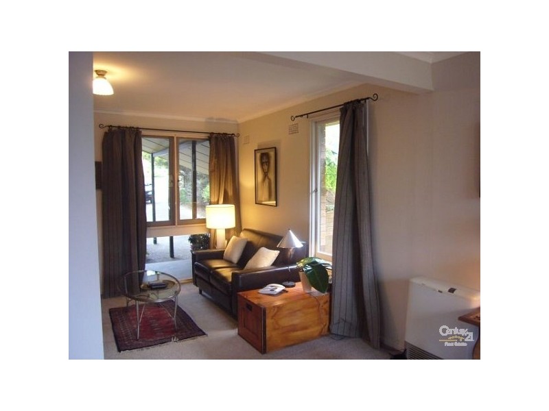 20 Cook Road, Wentworth Falls NSW 2782
