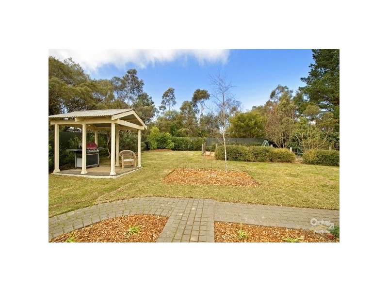 88 Tableland Rd, Wentworth Falls NSW 2782