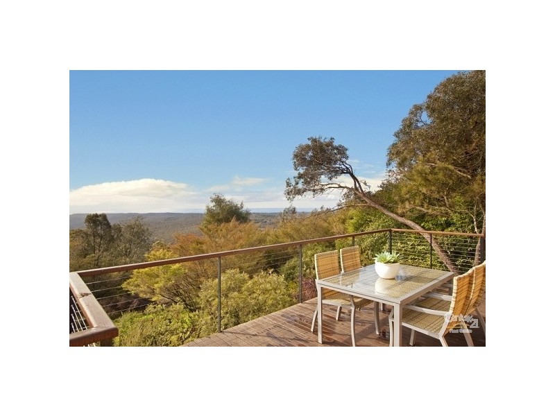 12 John St, Wentworth Falls NSW 2782