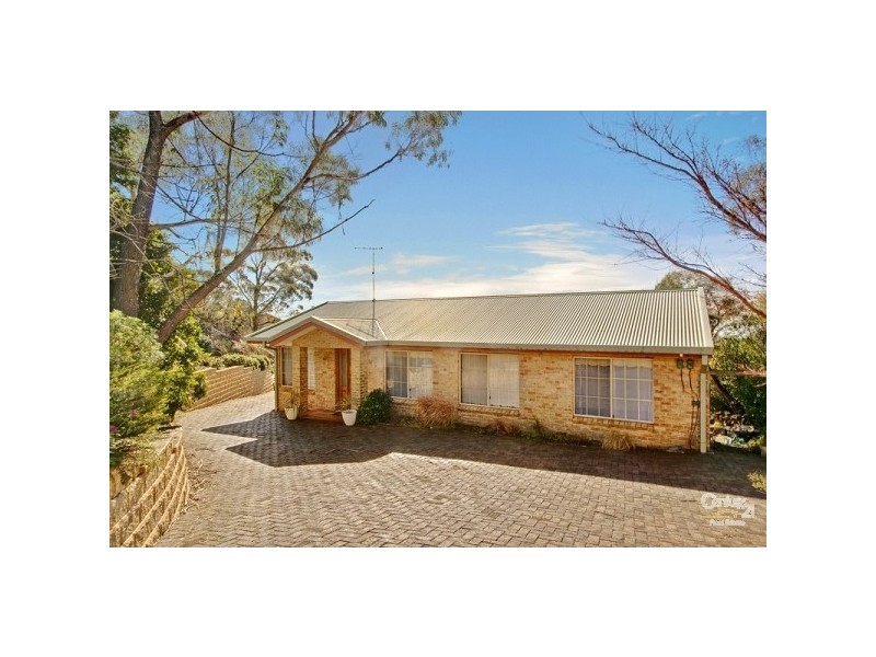 12 John St, Wentworth Falls NSW 2782
