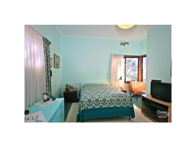 6 Claines Cres, Wentworth Falls NSW 2782
