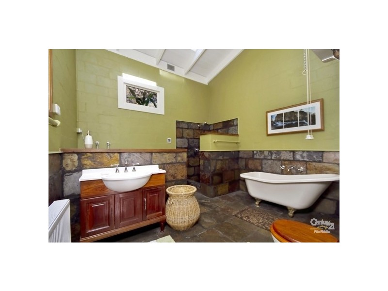 21 Jamieson Street, Wentworth Falls NSW 2782