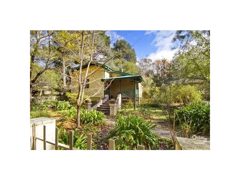 21 Jamieson Street, Wentworth Falls NSW 2782