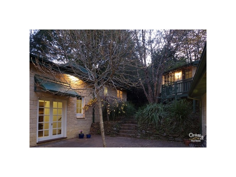 21 Jamieson Street, Wentworth Falls NSW 2782