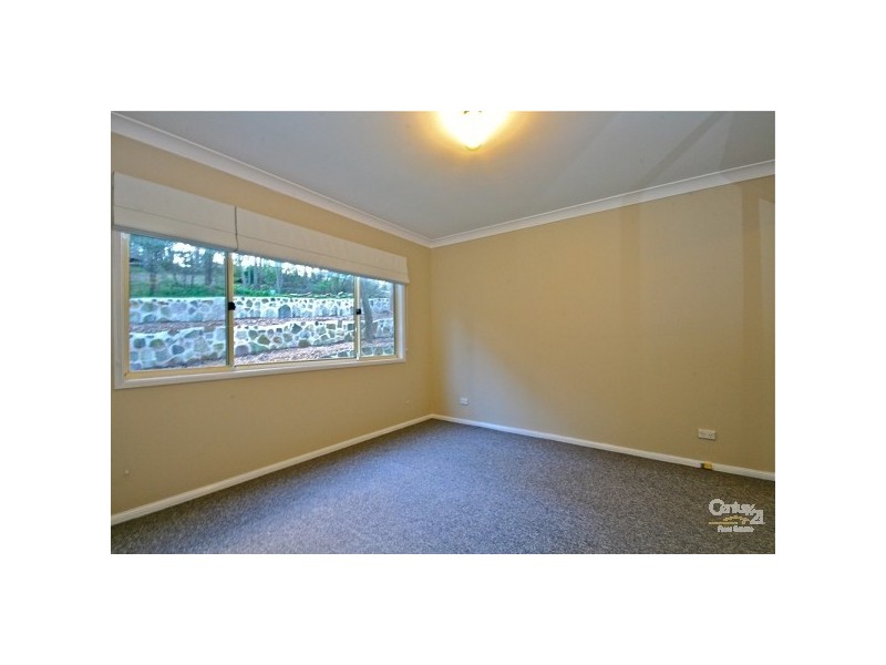 4 Claines Crescent, Wentworth Falls NSW 2782