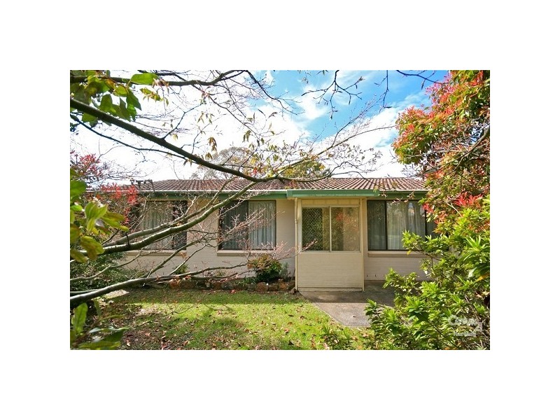 23 Lamartine Ave, Wentworth Falls NSW 2782