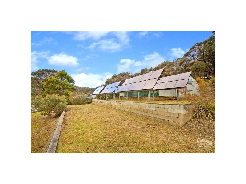 321 Blaxland Rd, Wentworth Falls NSW 2782
