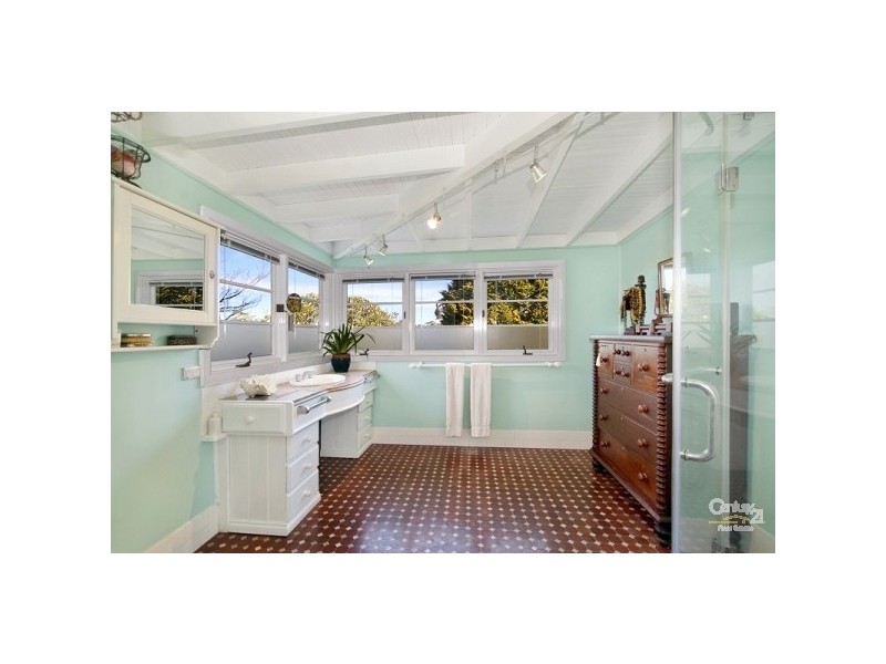 19 Buena Vista Avenue, Wentworth Falls NSW 2782