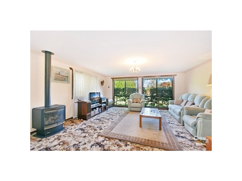 76 Bate Street, Wentworth Falls NSW 2782