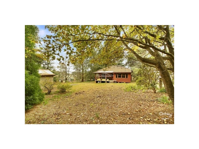 39 Cascade St, Wentworth Falls NSW 2782